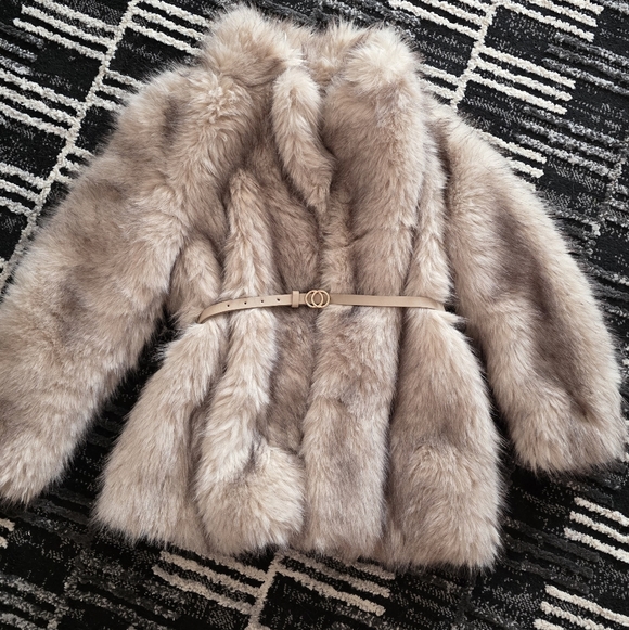 Zara Jackets & Blazers - Zara fur coat
